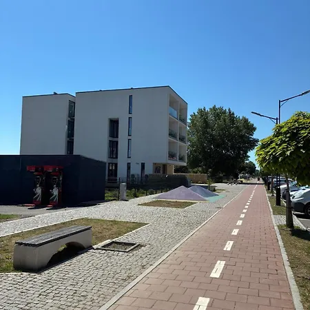 Aliz Cu Frontala La Mare 3*
