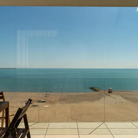 Aliz Apartamente & Camere Pe Faleza