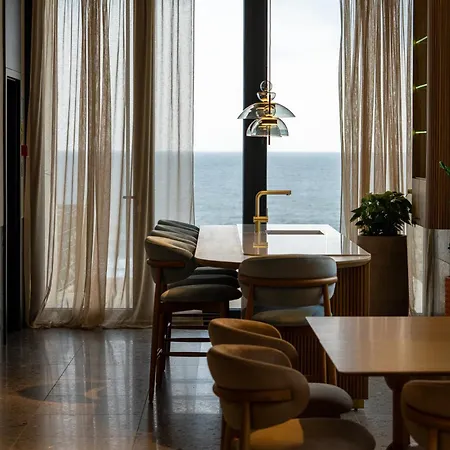 Aliz Cu Frontala La Mare 3*